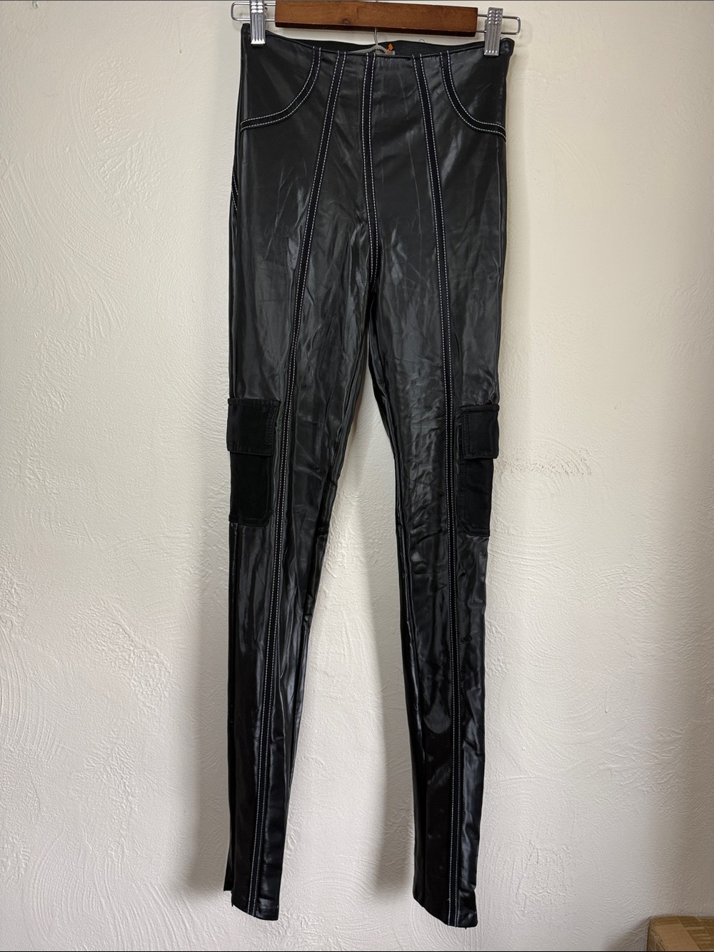 Manière De Voir Black Faux Leather Cargo Leggings Pants Size 6